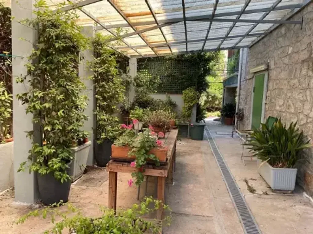 Achat maison à vendre 3 chambres 186 m² - Ajaccio