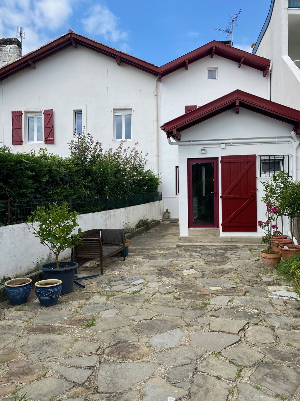 Achat maison à vendre 3 chambres 120 m² - Urrugne