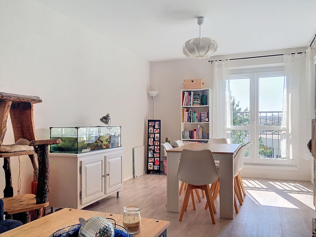 Achat appartement à vendre 3 pièces 67 m² - Le Cendre