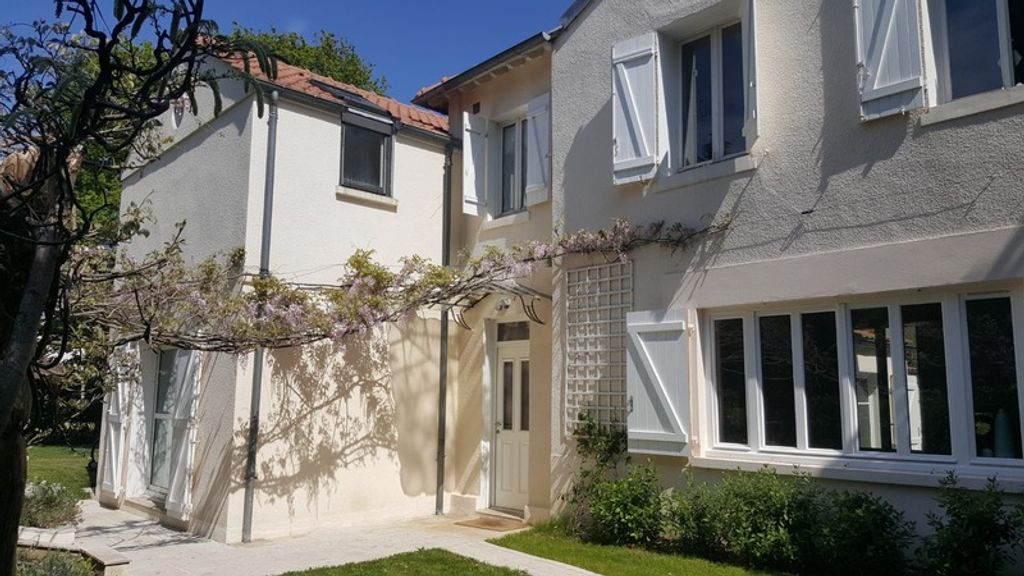 Achat maison à vendre 5 chambres 150 m² - La Celle-Saint-Cloud