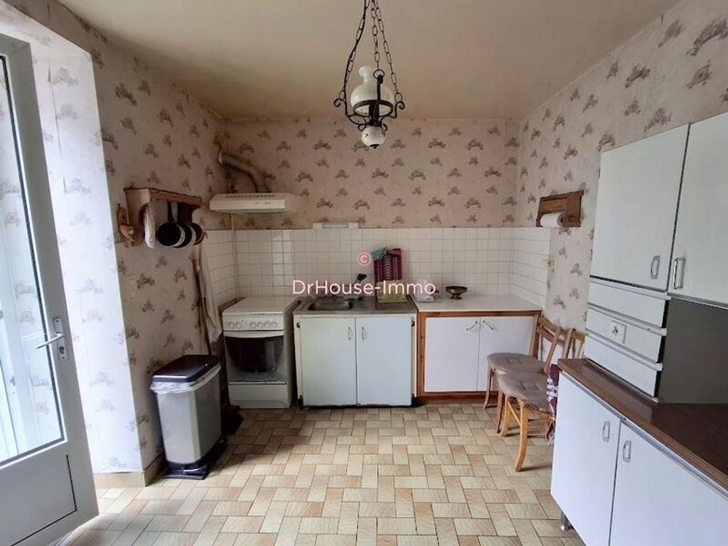 Achat maison à vendre 3 chambres 93 m² - Saint-Hilaire-du-Harcouët