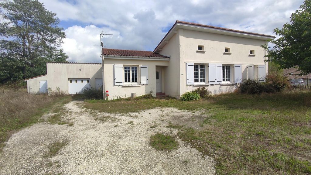 Achat maison à vendre 1 chambre 118 m² - Bussac-Forêt