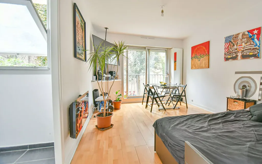 Achat studio à vendre 28 m² - Paris 18ème arrondissement