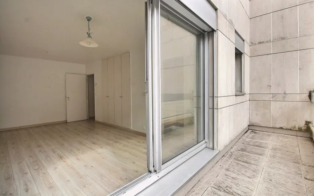 Achat studio à vendre 34 m² - Paris 6ème arrondissement