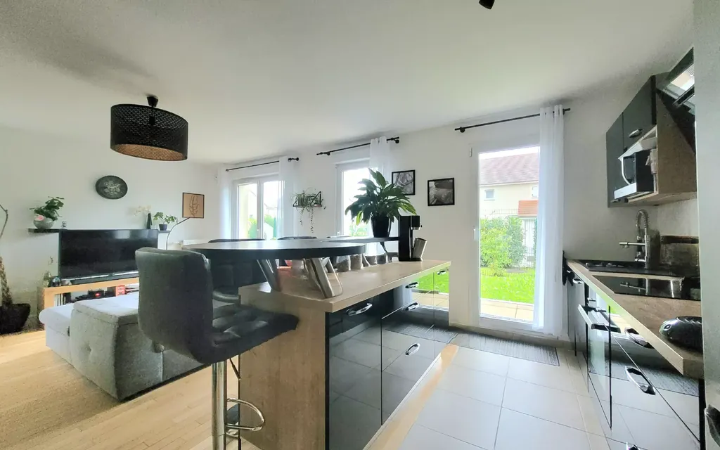 Achat appartement à vendre 5 pièces 89 m² - Yerres