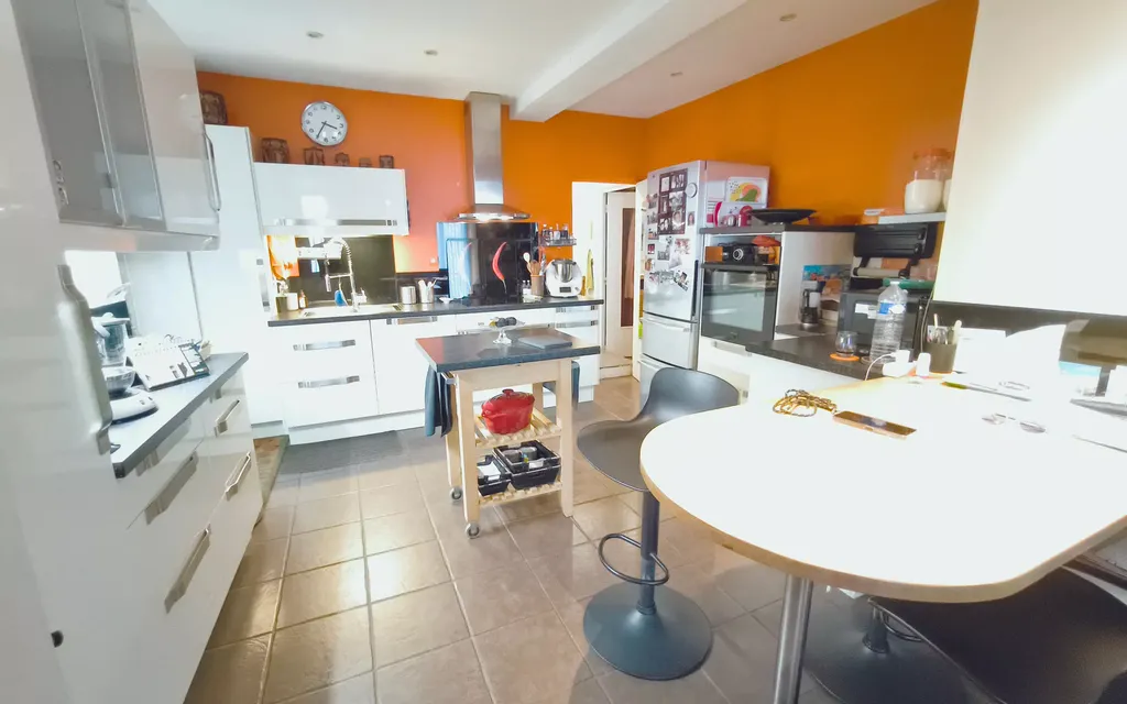 Achat appartement à vendre 3 pièces 69 m² - Nîmes