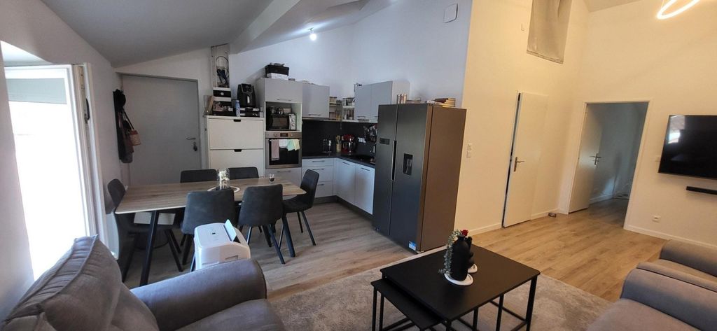 Achat appartement à vendre 3 pièces 56 m² - Saint-Laurent-sur-Saône