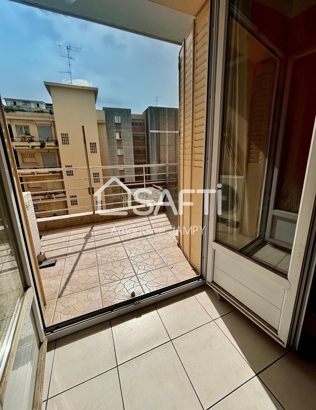 Achat appartement à vendre 2 pièces 42 m² - Nice