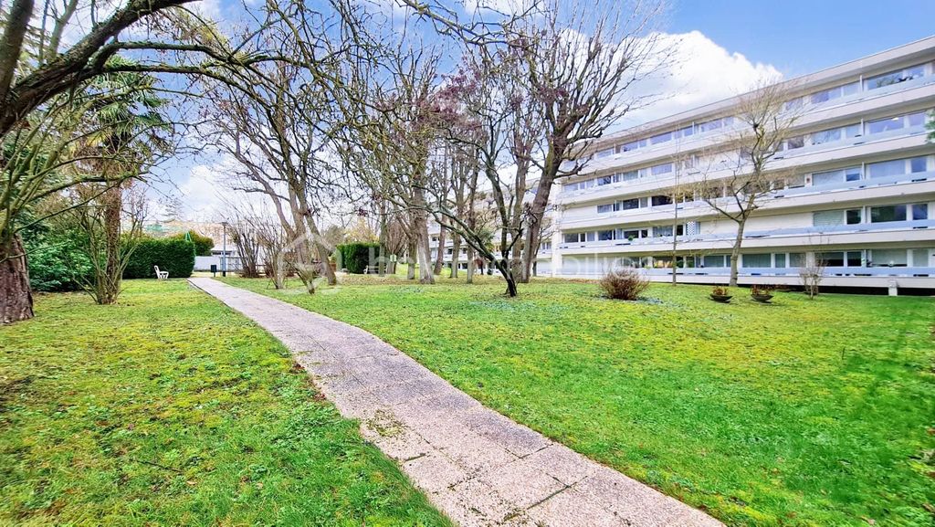 Achat appartement à vendre 4 pièces 79 m² - Marly-le-Roi