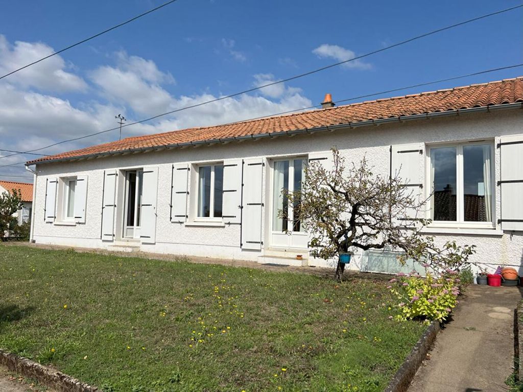 Achat maison à vendre 4 chambres 124 m² - Nanteuil