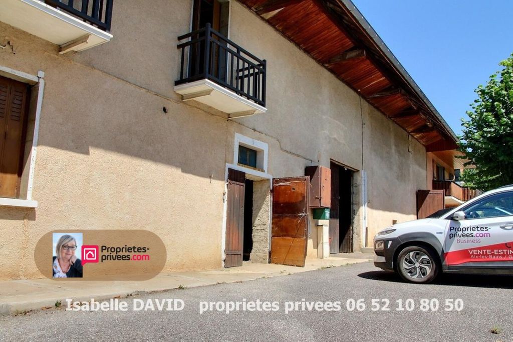 Achat maison à vendre 3 chambres 120 m² - Grésy-sur-Aix