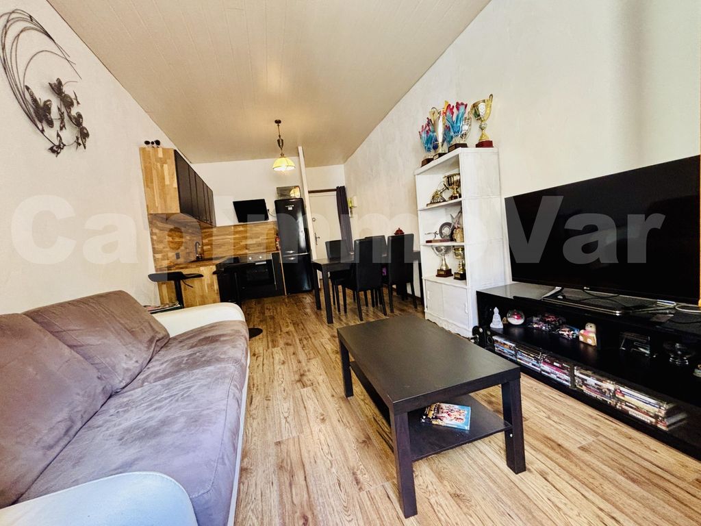 Achat appartement à vendre 2 pièces 44 m² - La Cadière-d'Azur