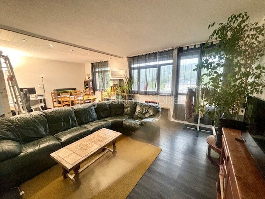 Achat appartement à vendre 4 pièces 80 m² - Saint-Aubin-lès-Elbeuf