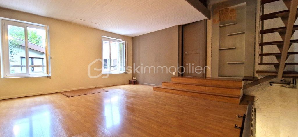 Achat maison à vendre 3 chambres 100 m² - Montbonnot-Saint-Martin