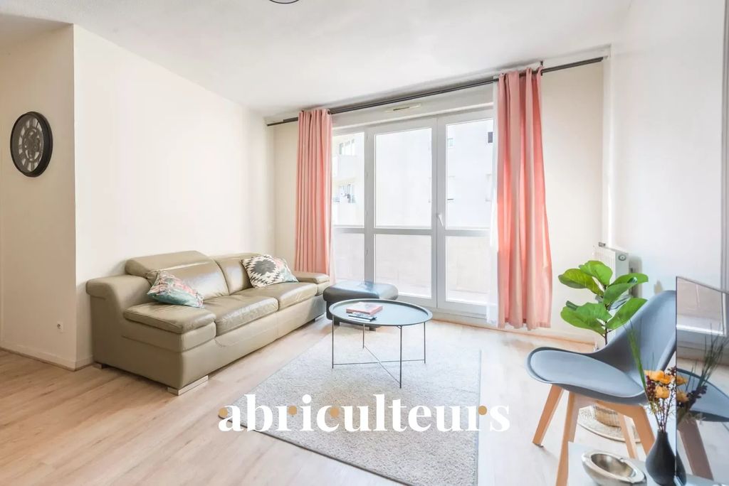 Achat appartement à vendre 3 pièces 83 m² - Saint-Denis