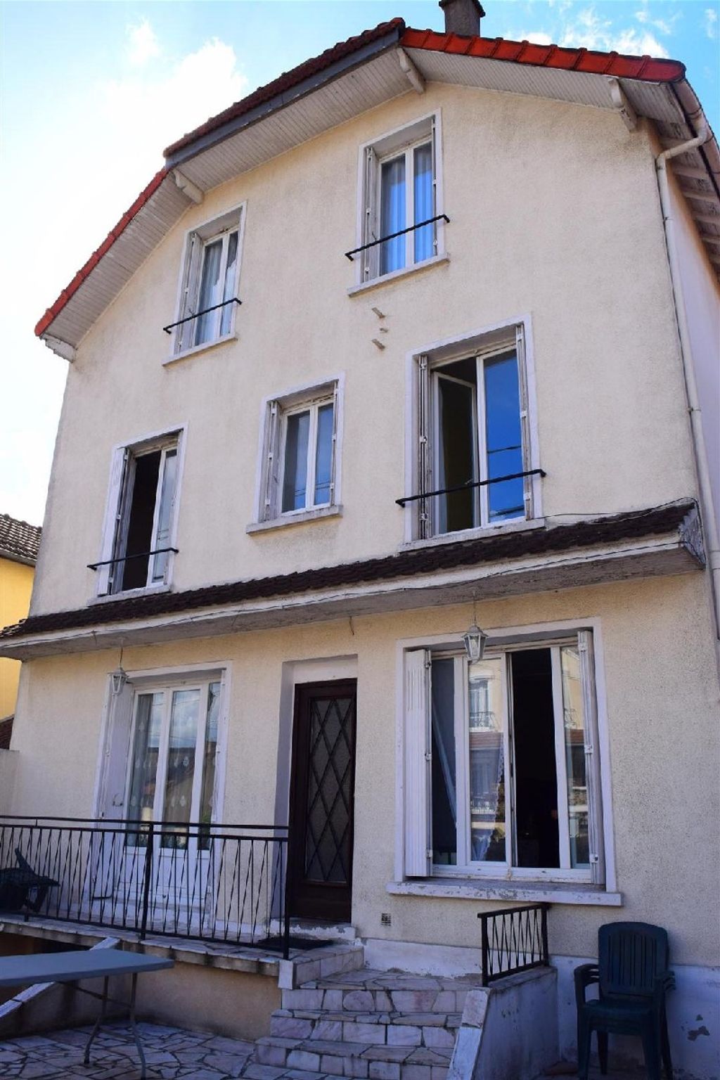 Achat maison à vendre 7 chambres 164 m² - Montfermeil