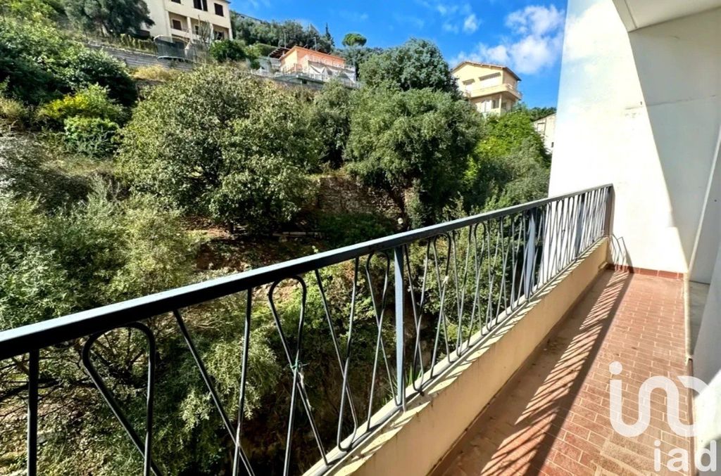 Achat appartement à vendre 4 pièces 81 m² - Nice