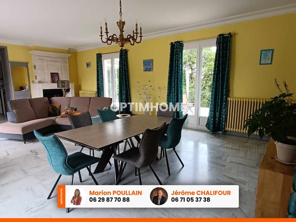 Achat maison à vendre 5 chambres 230 m² - Gensac-la-Pallue