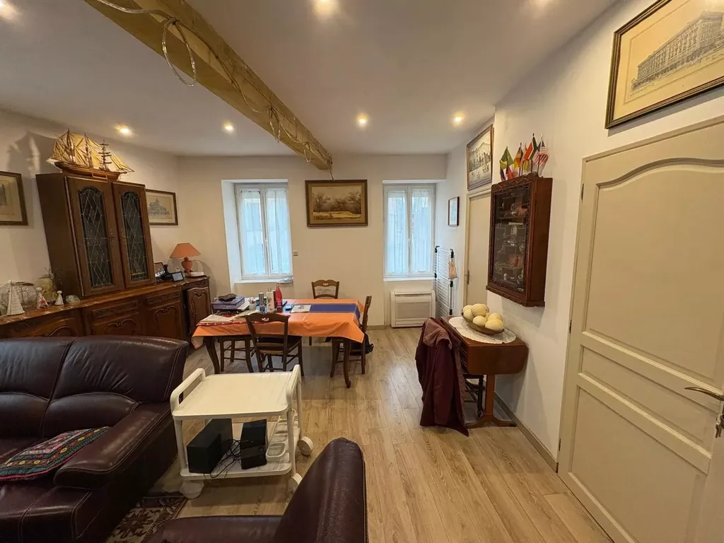 Achat maison à vendre 3 chambres 146 m² - Lavelanet