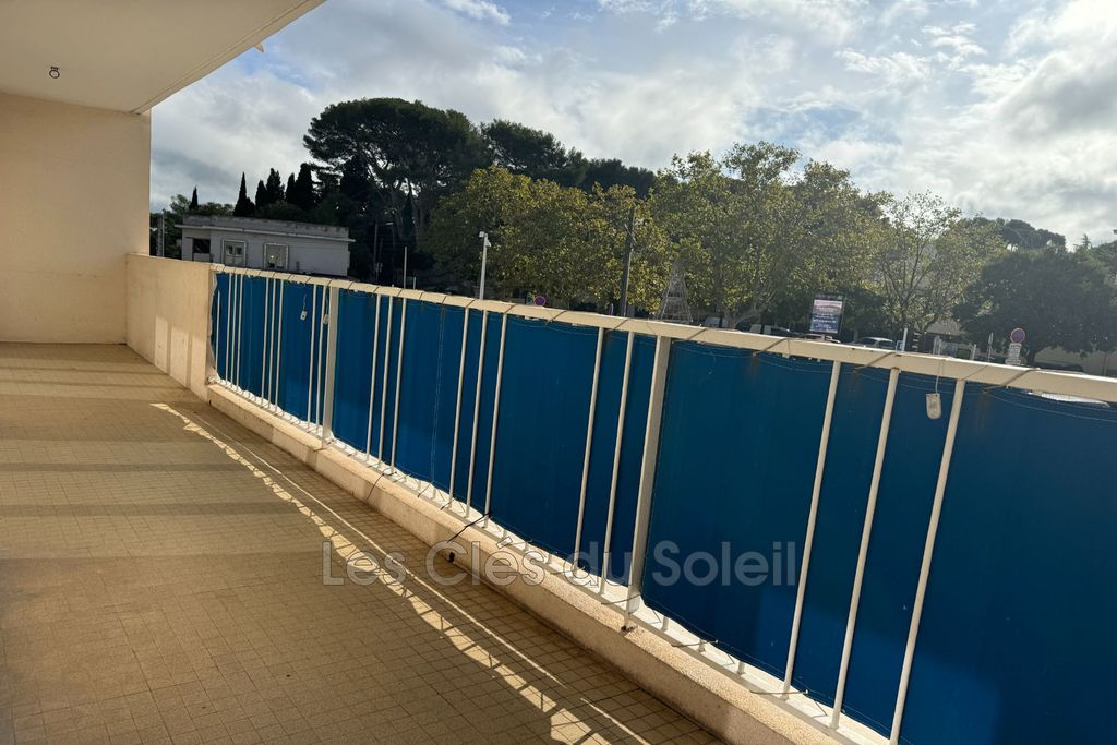 Achat appartement à vendre 5 pièces 83 m² - Toulon