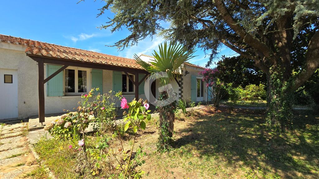 Achat maison à vendre 3 chambres 97 m² - Jard-sur-Mer