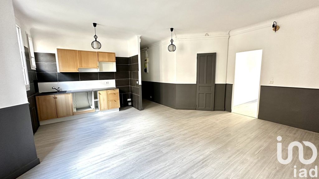 Achat appartement à vendre 2 pièces 49 m² - Courbevoie