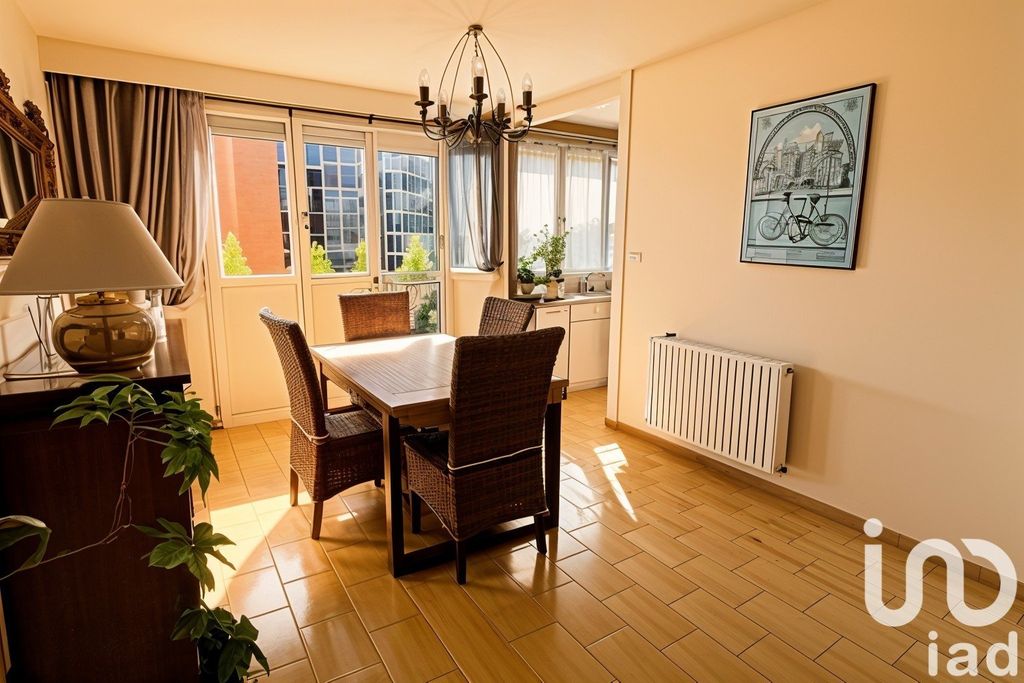 Achat appartement à vendre 4 pièces 75 m² - Maisons-Alfort