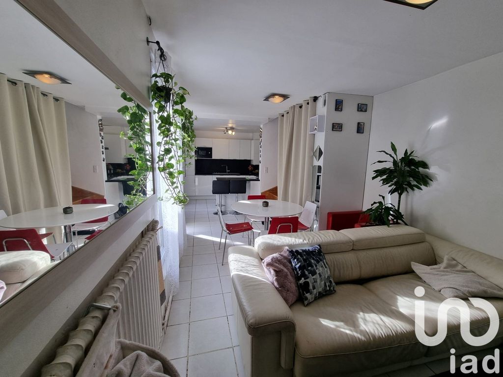 Achat maison à vendre 2 chambres 64 m² - Drancy