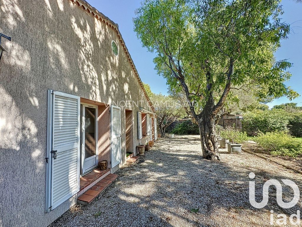 Achat maison à vendre 4 chambres 135 m² - Sanary-sur-Mer