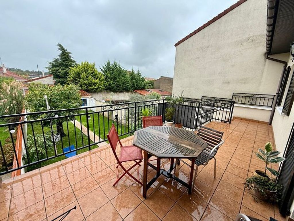 Achat maison à vendre 3 chambres 110 m² - Maisons-Alfort