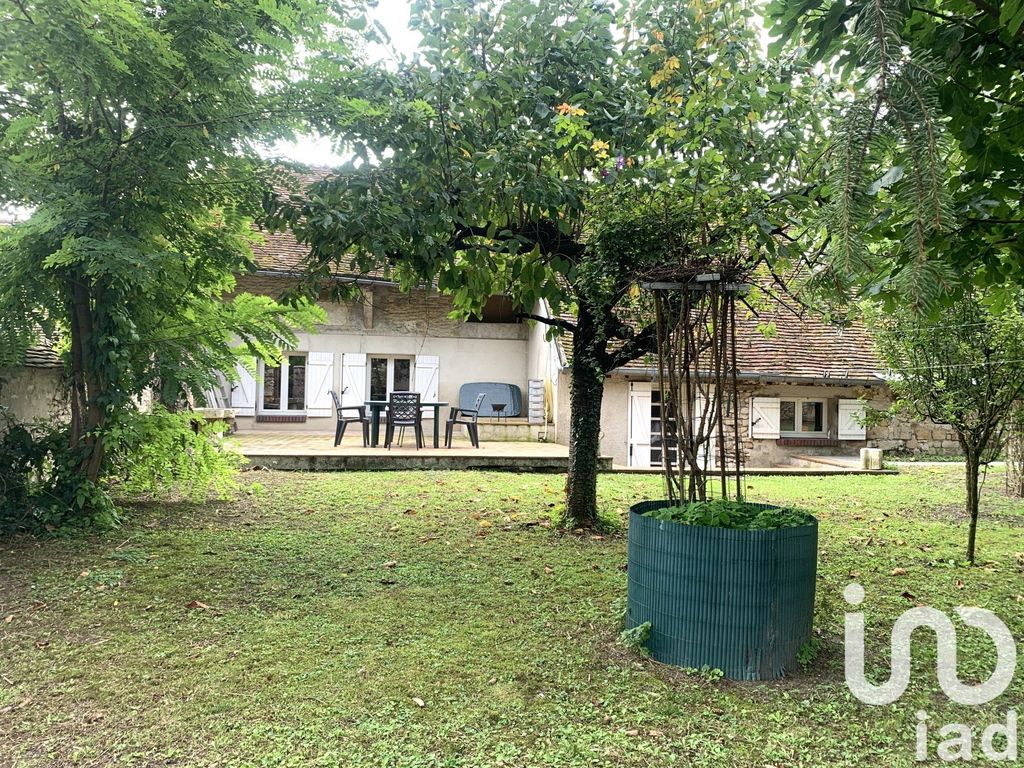 Achat maison à vendre 3 chambres 115 m² - Châtenay-sur-Seine