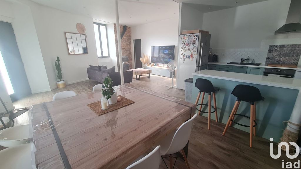 Achat maison à vendre 4 chambres 150 m² - Tousson