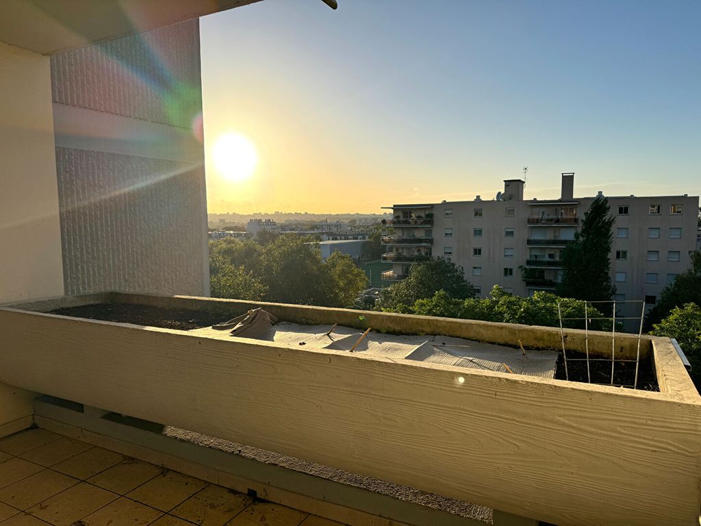 Achat appartement à vendre 3 pièces 71 m² - Maisons-Alfort