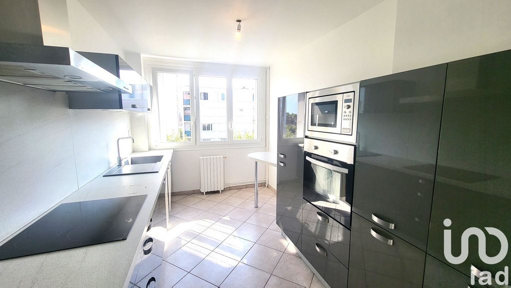 Achat appartement à vendre 4 pièces 86 m² - Montargis