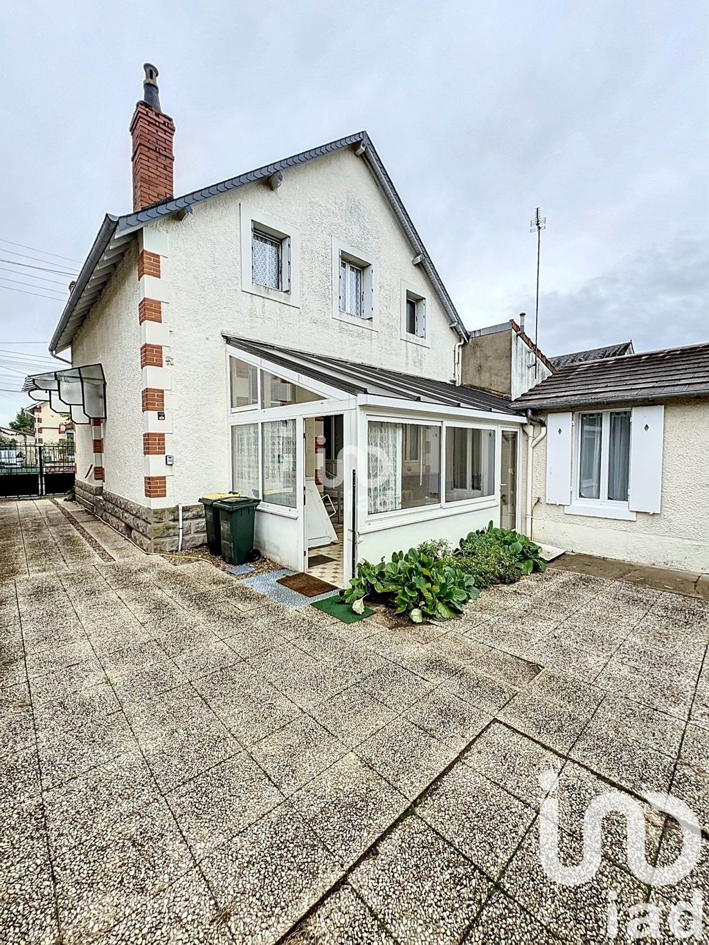 Achat maison à vendre 4 chambres 120 m² - Bourges