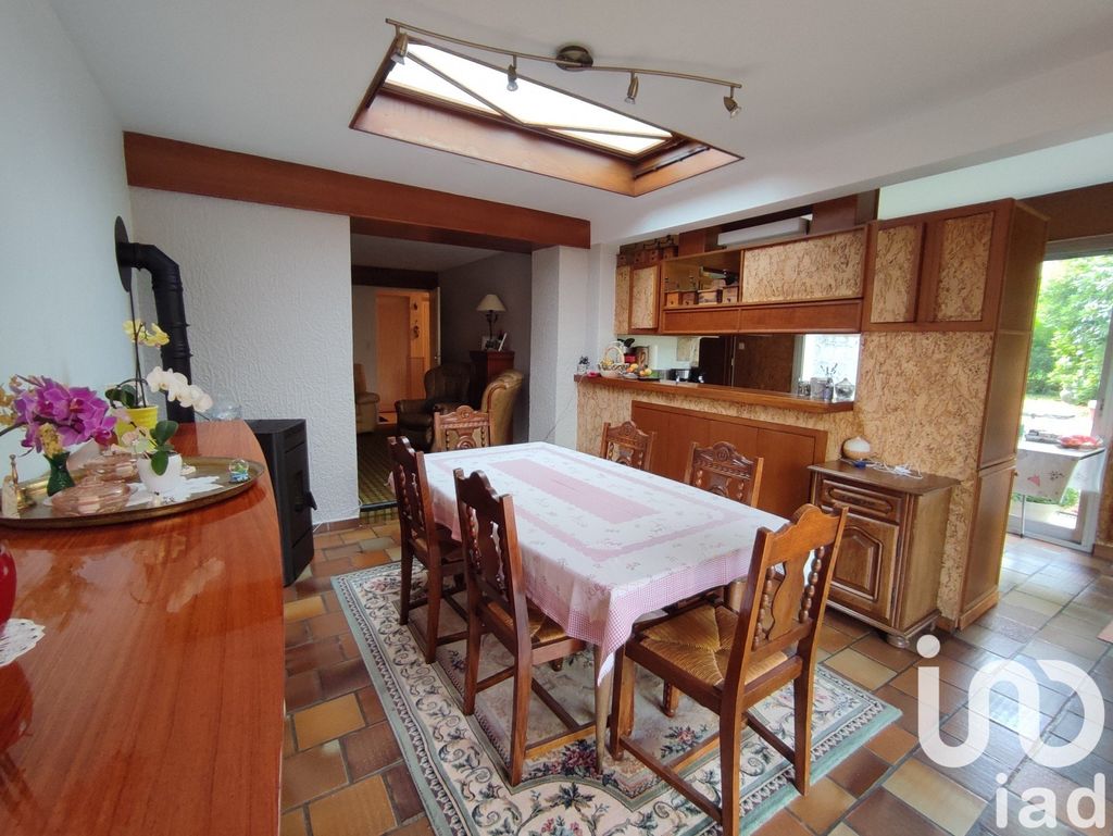 Achat maison à vendre 5 chambres 198 m² - Ussel