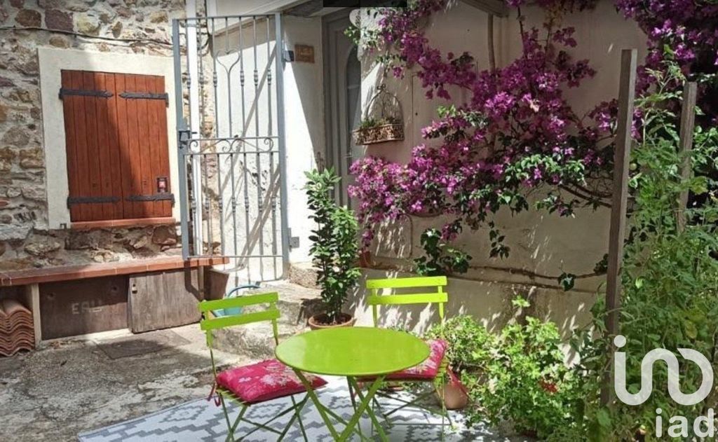 Achat maison à vendre 3 chambres 84 m² - Pierrefeu-du-Var