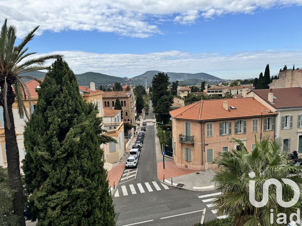 Achat appartement à vendre 3 pièces 45 m² - Hyères