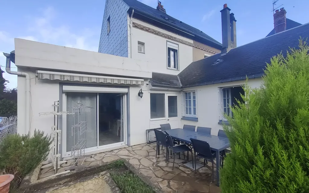 Achat maison à vendre 5 chambres 120 m² - Grand-Couronne