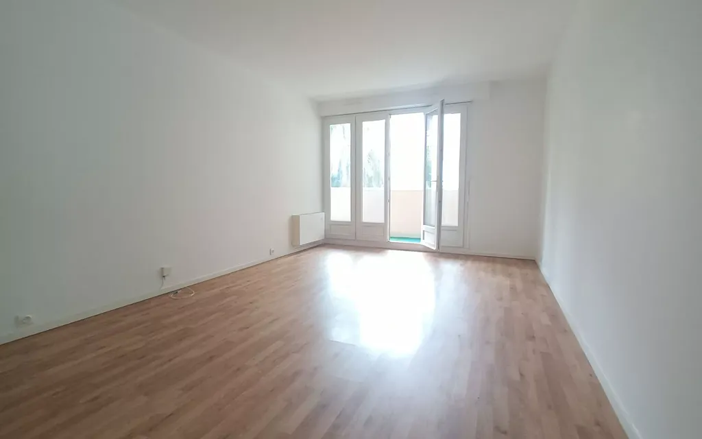 Achat appartement à vendre 3 pièces 62 m² - L'Haÿ-les-Roses