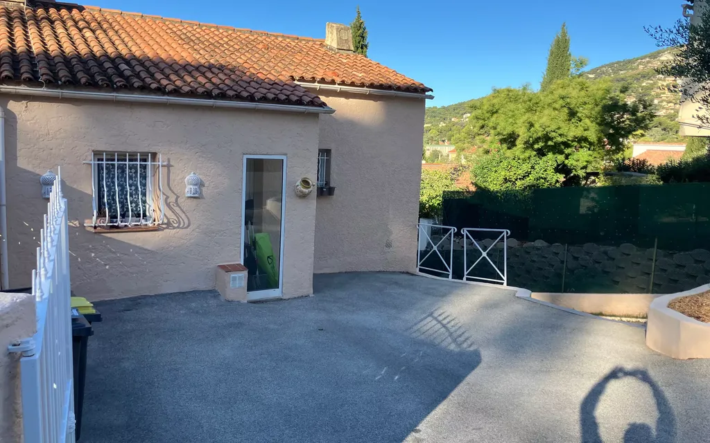 Achat maison à vendre 3 chambres 104 m² - Toulon