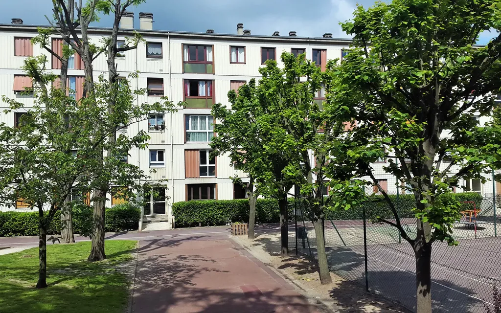 Achat appartement à vendre 3 pièces 69 m² - Saint-Denis