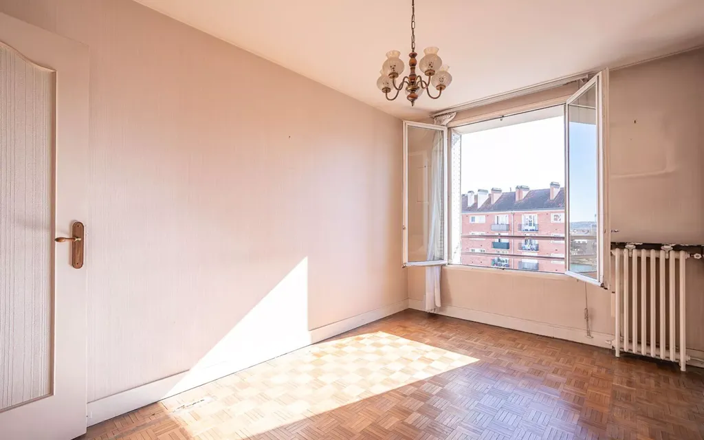 Achat appartement à vendre 2 pièces 57 m² - Joinville-le-Pont