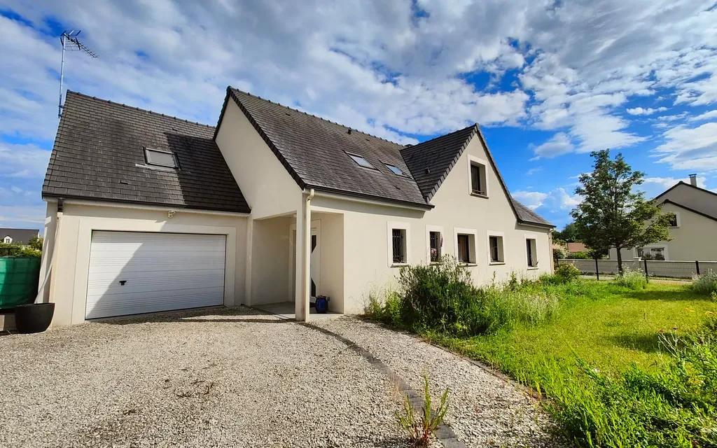 Achat maison à vendre 4 chambres 171 m² - Ouzouer-sur-Loire