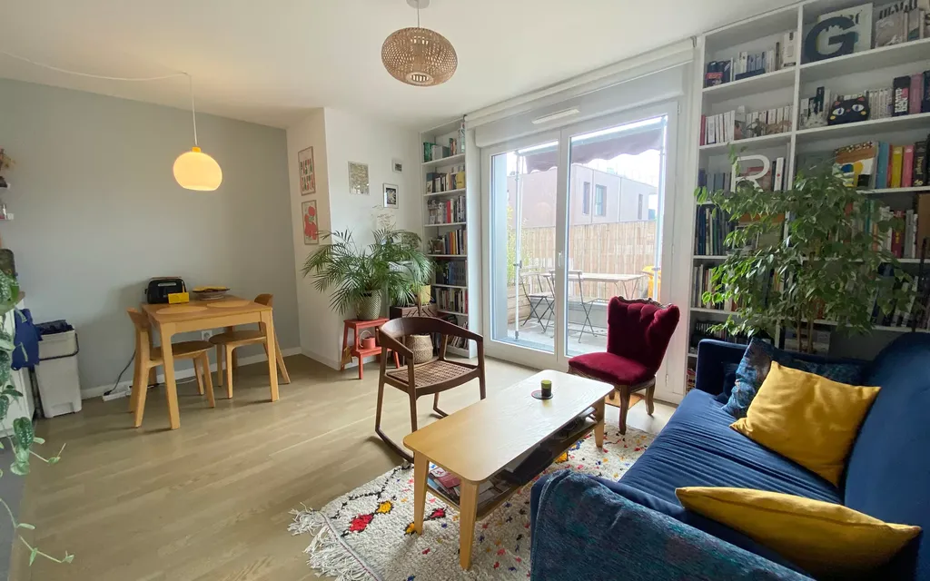 Achat appartement à vendre 3 pièces 55 m² - Romainville