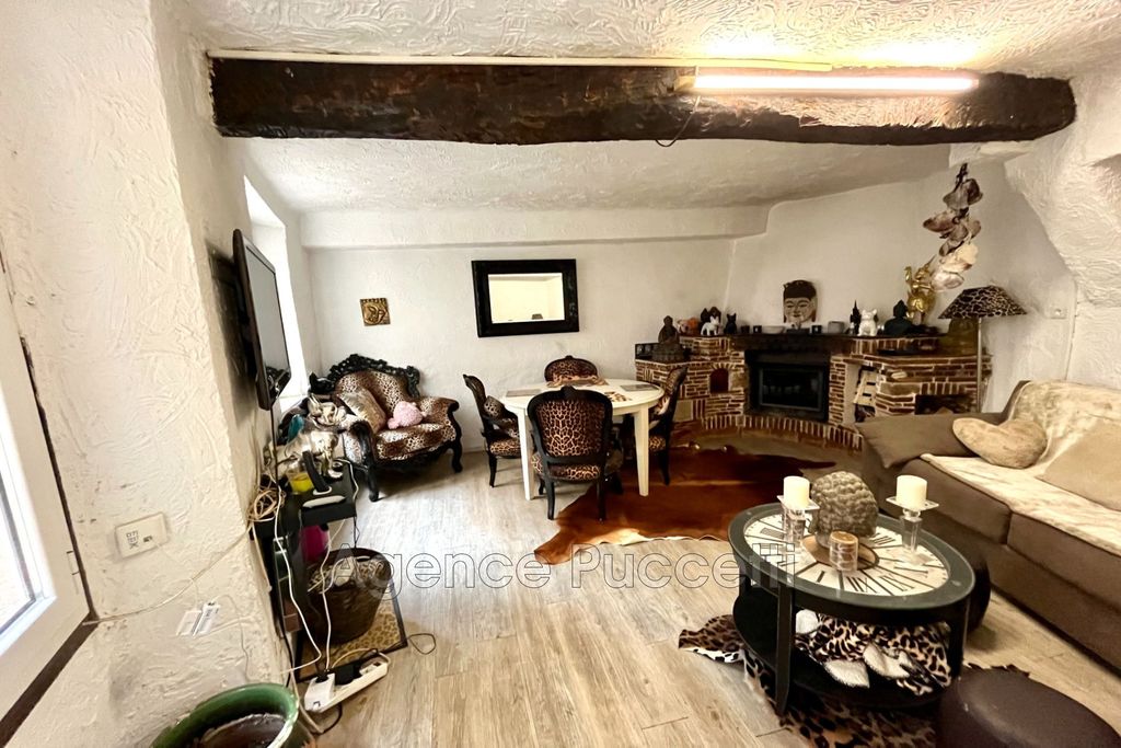 Achat maison à vendre 2 chambres 65 m² - Vence