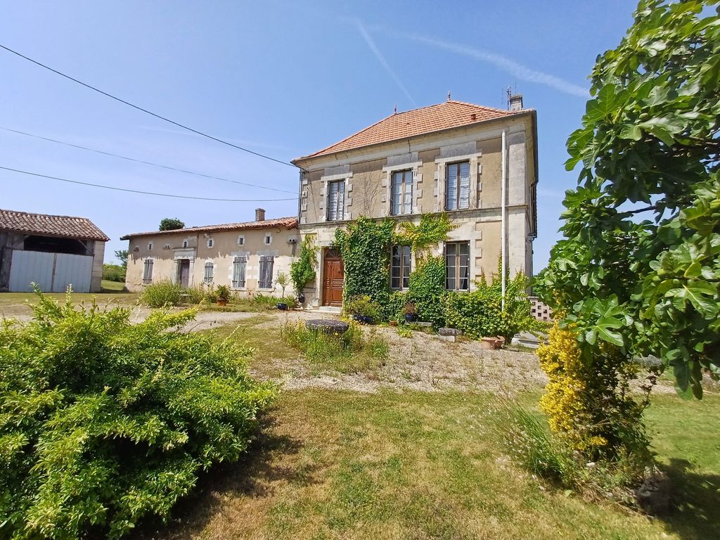 Achat maison à vendre 4 chambres 170 m² - Challignac