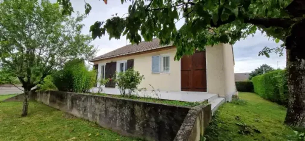 Achat maison à vendre 4 chambres 113 m² - Villecerf