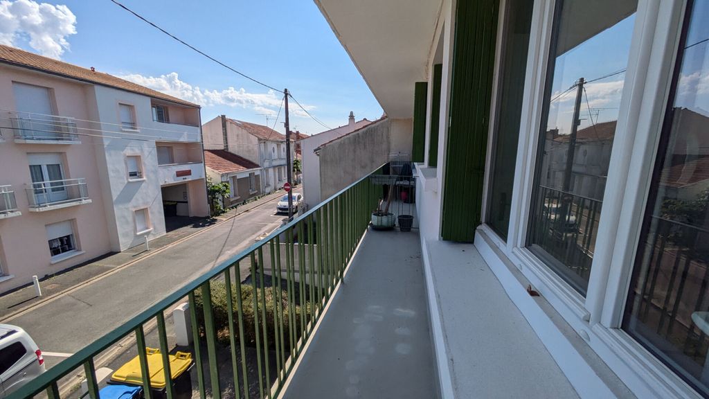 Achat studio à vendre 26 m² - La Rochelle