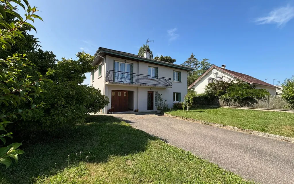 Achat maison à vendre 3 chambres 93 m² - Saint-Étienne-du-Bois